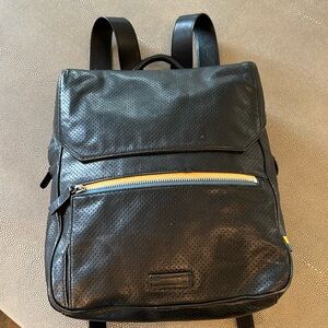 listing-status-banner